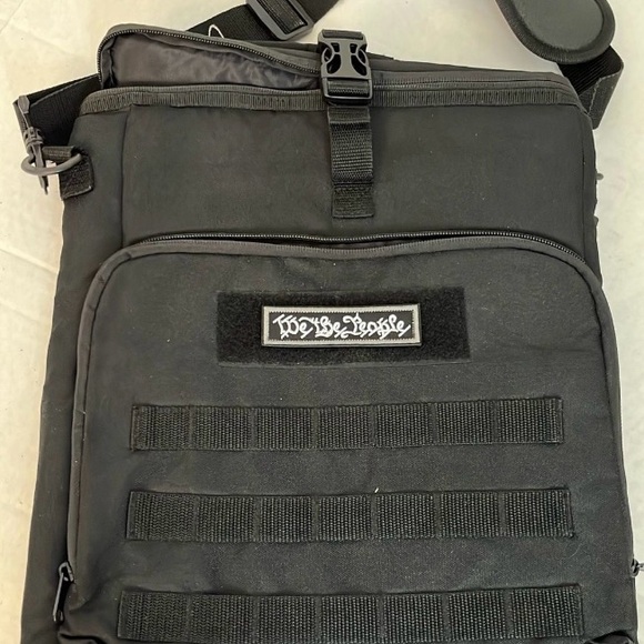 S.O.C. Tactical Laptop Bag (Sandpiper of California) - Picture 9 of 12